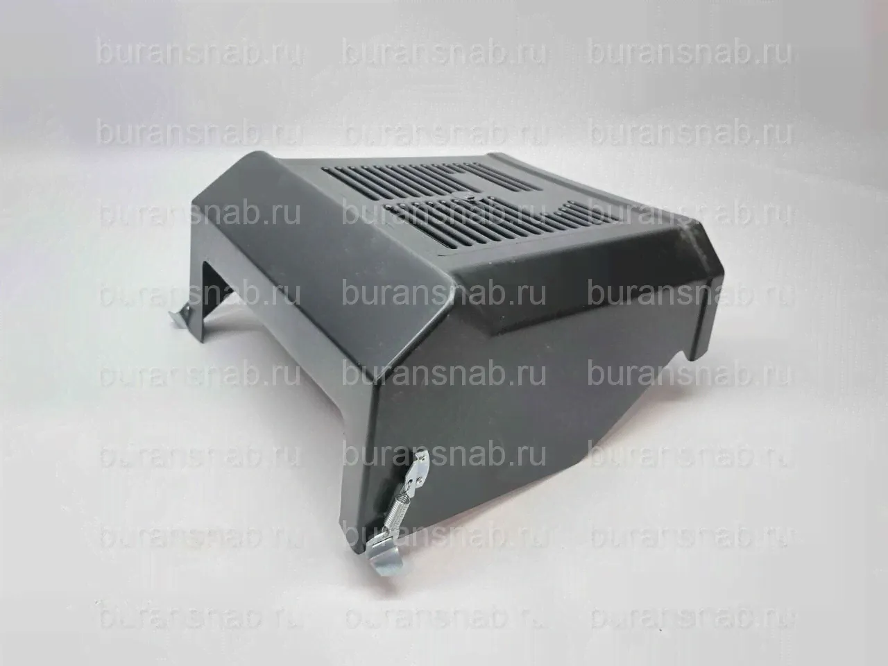 Кожух двигателя Буран с защелками 110700010БС