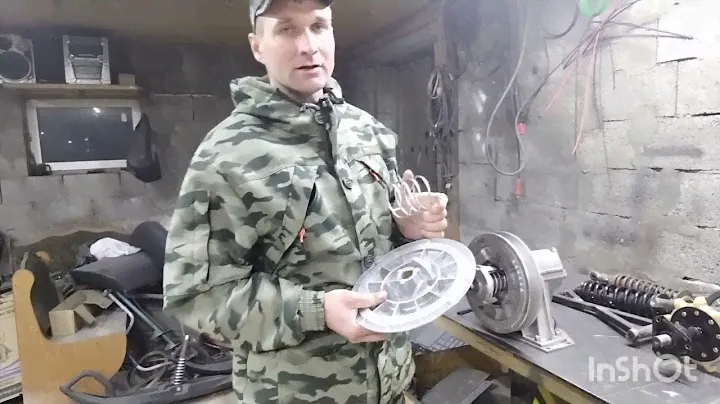 Реверс "Арктик" на самодельном снегоходе.