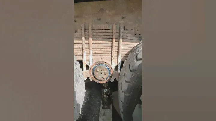 Эксплуатация  роликового   подшипника балансира, через 2 года.
