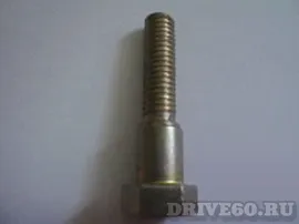 Болт оси катка Буран М8
