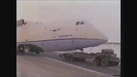Аварийная посадка Ан-70 в Омске и его восстановление