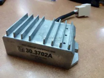 Регулятор напряжения 30.3702А Буран 4 провода, аналог R-98 ФЛЭЙМЗ Москва