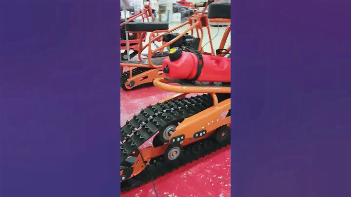 Гусеничный мотовездеход - снегоцикл. Crawler all-terrain vehicle - snowbike