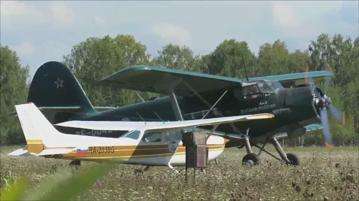 Антонов Ан-2Т Посадка и взлёт  Antonov An-2T Landing and takeoff