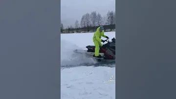 Бублики на polaris снегоход #покатушки #снегоходы #зима